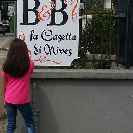 La Casetta Di Nives Bari Exteriör bild